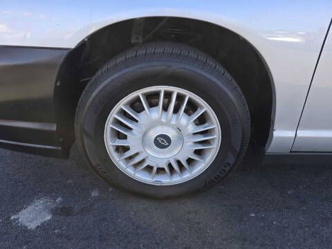 2000 Chevrolet Monte Carlo LS