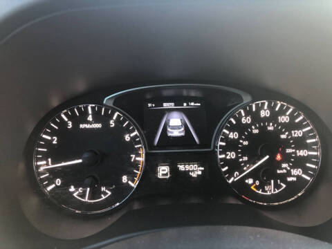 2015 Nissan Pathfinder SV