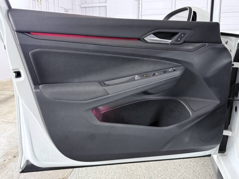 2022 Volkswagen Golf GTI S