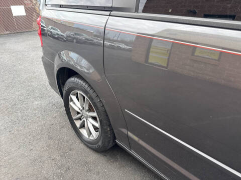 2014 Dodge Grand Caravan SE