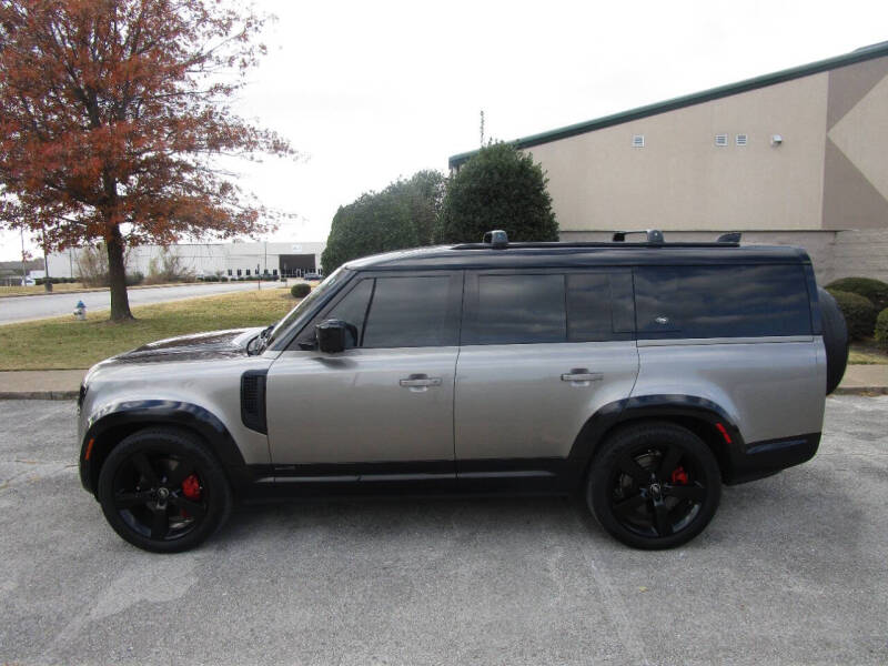 2023 Land Rover Defender X's photo