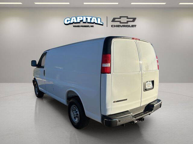 2025 Chevrolet Express 2500