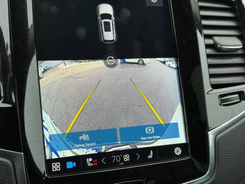 2023 Volvo XC90 B5 Plus Bright Theme