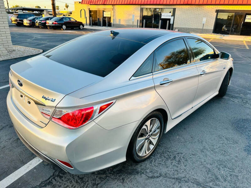 2014 Hyundai Sonata Hybrid Limited photo 9