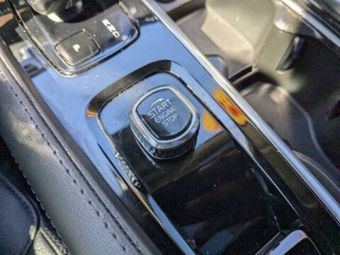 2024 Volvo XC90 B6 Plus Bright Theme 7P