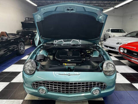 2002 Ford Thunderbird Deluxe