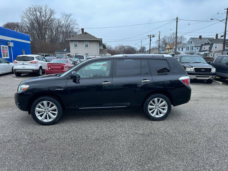 2009 Toyota Highlander Hybrid for sale at Kari Auto Sales & Service in Erie PA