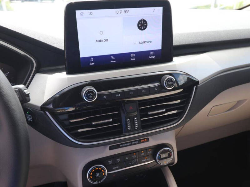 2020 Ford Escape SE