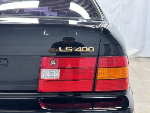 1998 Lexus LS 400