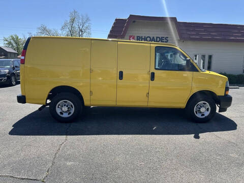 2022 Chevrolet Express 2500