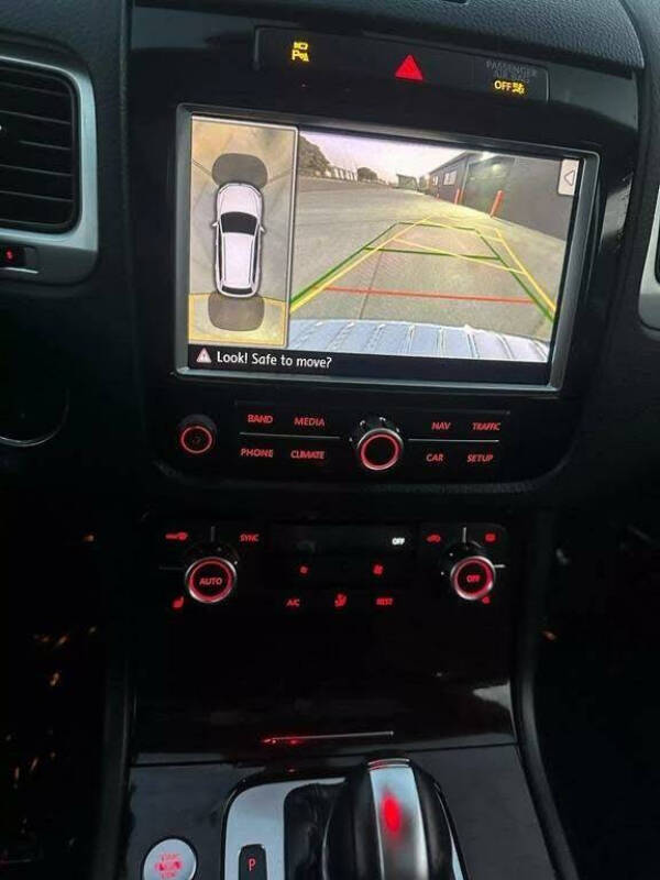 2014 Volkswagen Touareg V6 Executive