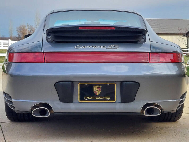 2004 Porsche 911 Carrera 4S