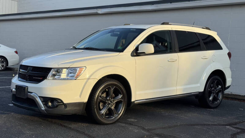 2018 Dodge Journey Crossroad's photo