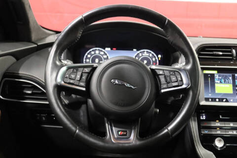 2019 Jaguar F-PACE S