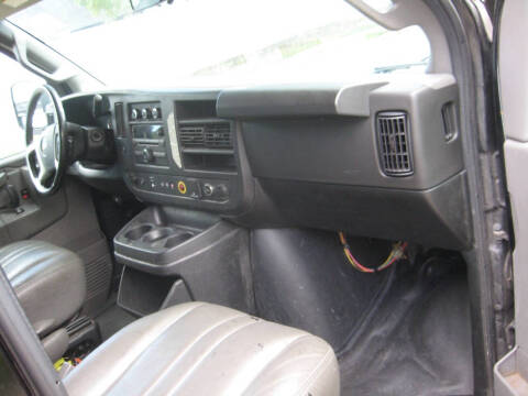 2018 Chevrolet Express 2500