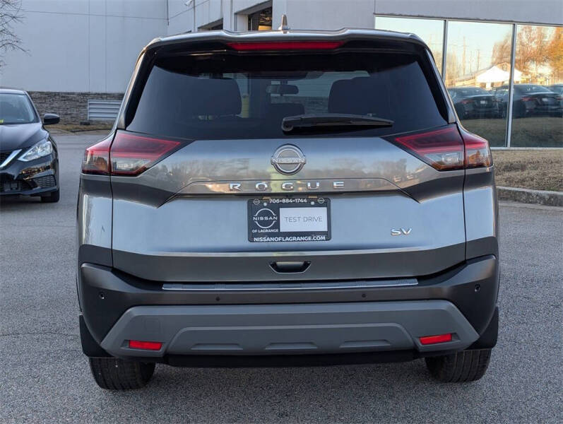 2023 Nissan Rogue SV