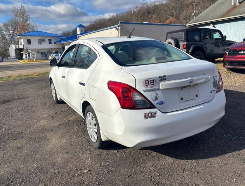 2012 Nissan Versa