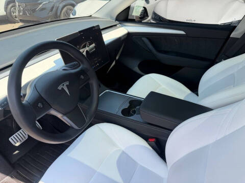 2023 Tesla Model Y Performance