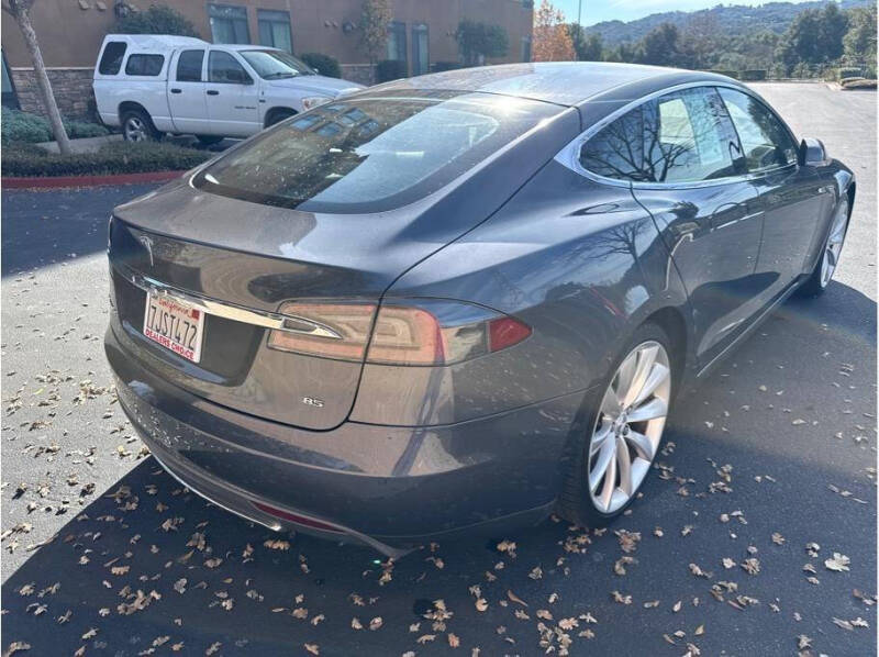 2014 Tesla Model S