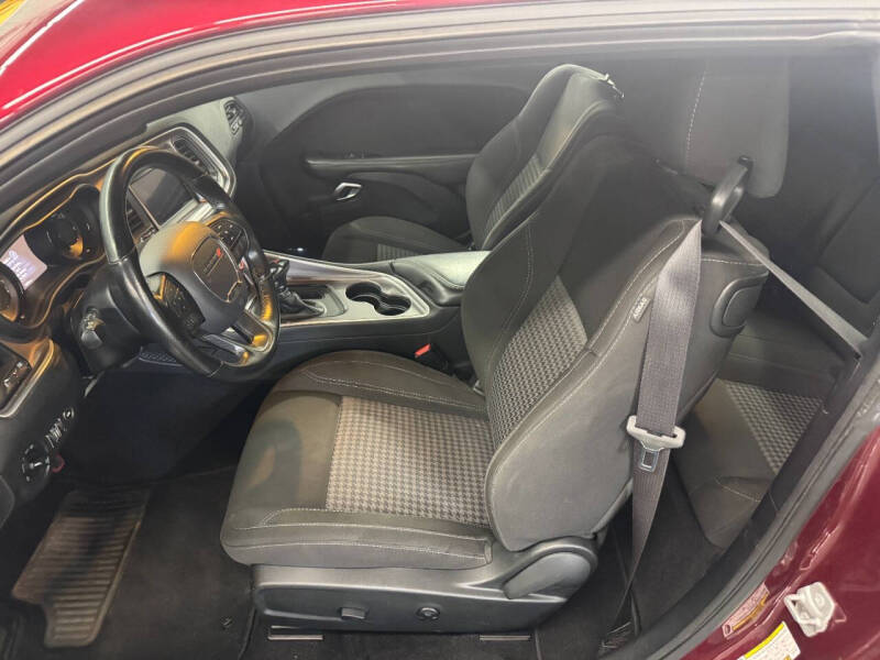 2020 Dodge Challenger SXT