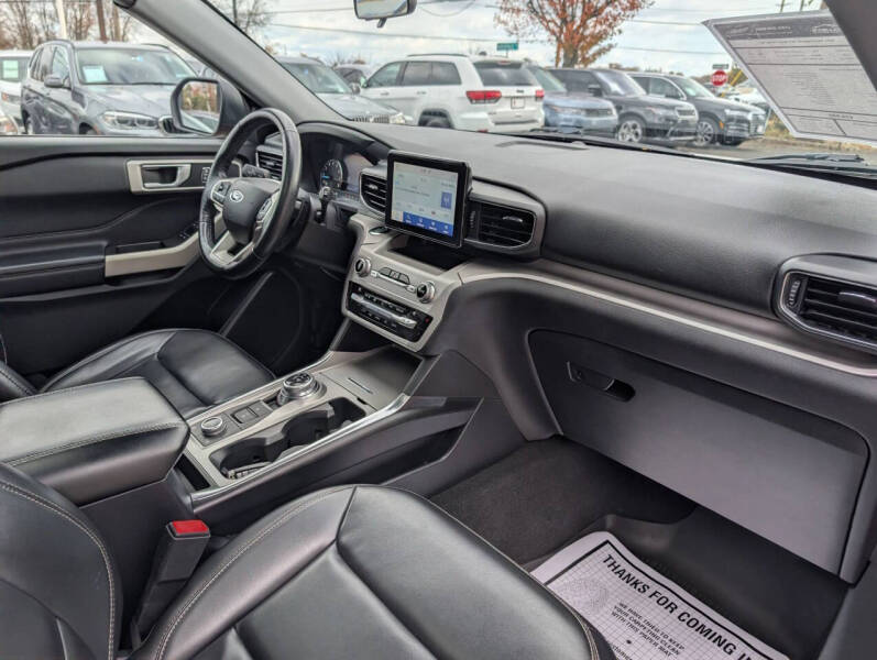 2021 Ford Explorer XLT