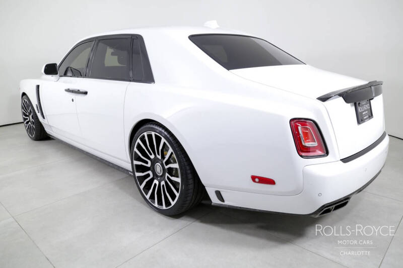 2024 Rolls-Royce Phantom