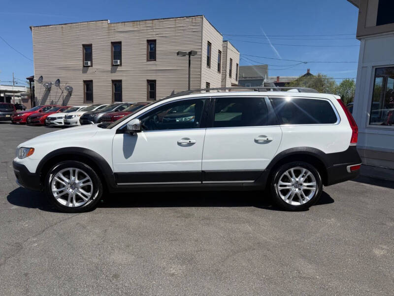 2016 Volvo XC70 T5 Platinum