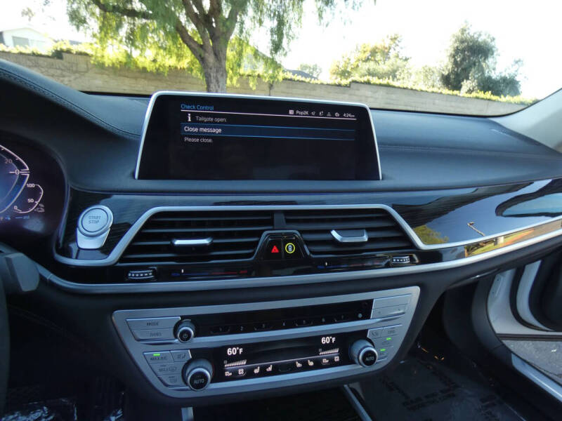 2022 BMW 7 Series 745e xDrive