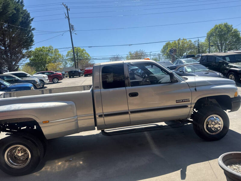 2000 Dodge Ram 3500 SLT