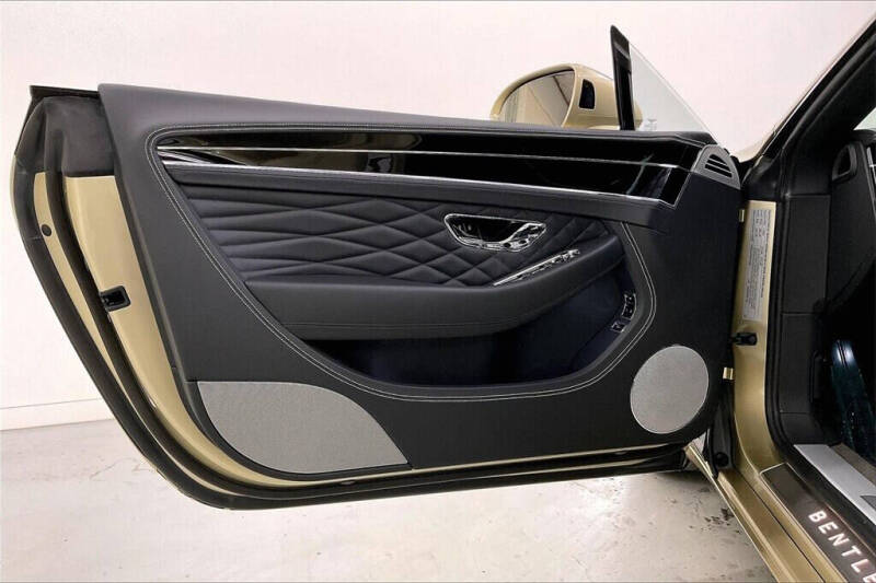 2024 Bentley Continental