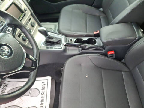 2015 Volkswagen Golf TSI S