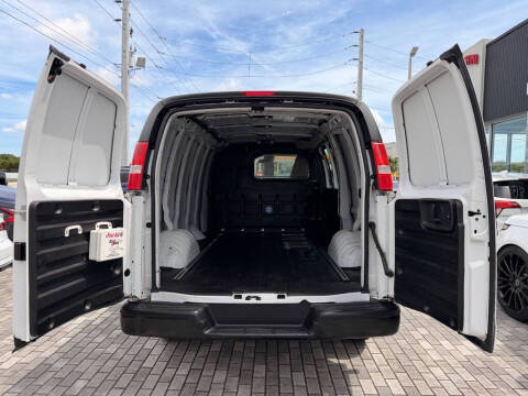 2021 Chevrolet Express 2500