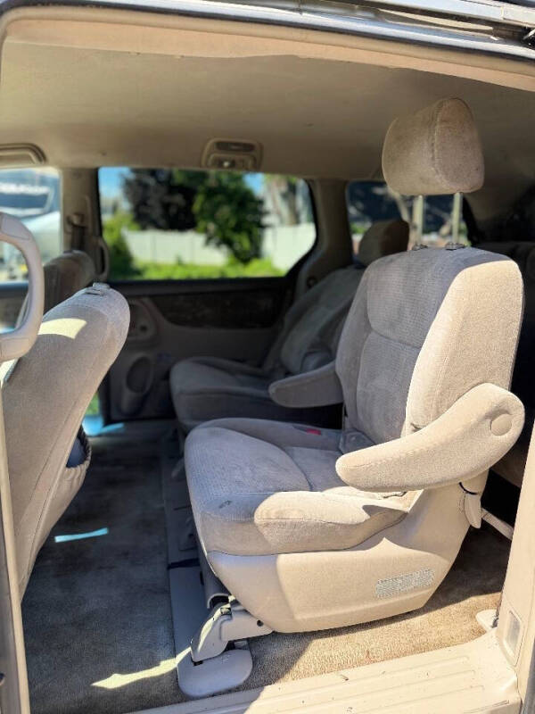 2007 Toyota Sienna CE 7-Passenger