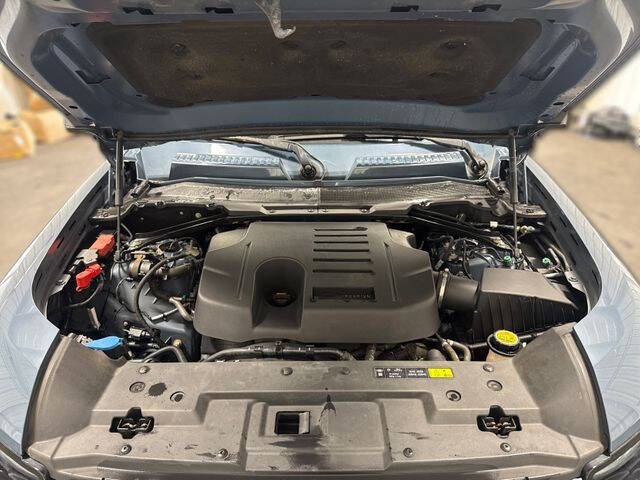 2022 Land Rover Defender 90 X-Dynamic SE