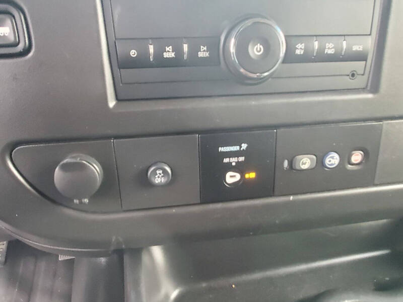 2023 Chevrolet Express 2500