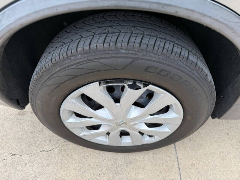 2016 Nissan Rogue S