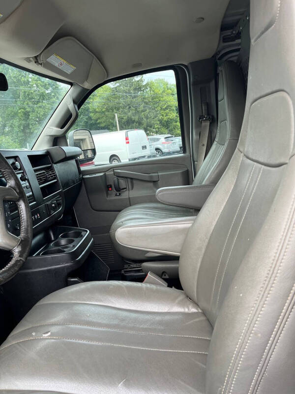 2018 Chevrolet Express 2500
