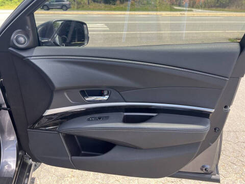 2018 Acura RLX w/Tech