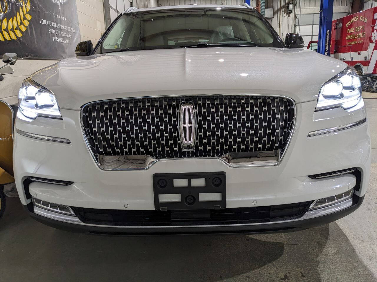 2023 Lincoln Aviator