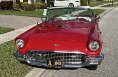 1957 Ford Thunderbird