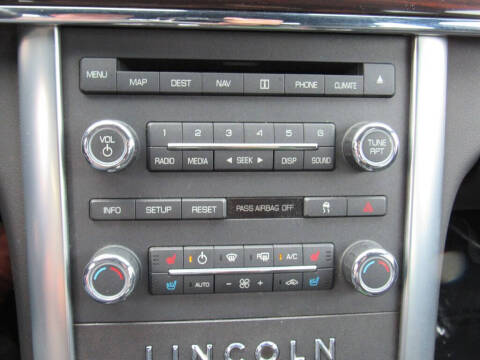 2010 Lincoln MKS