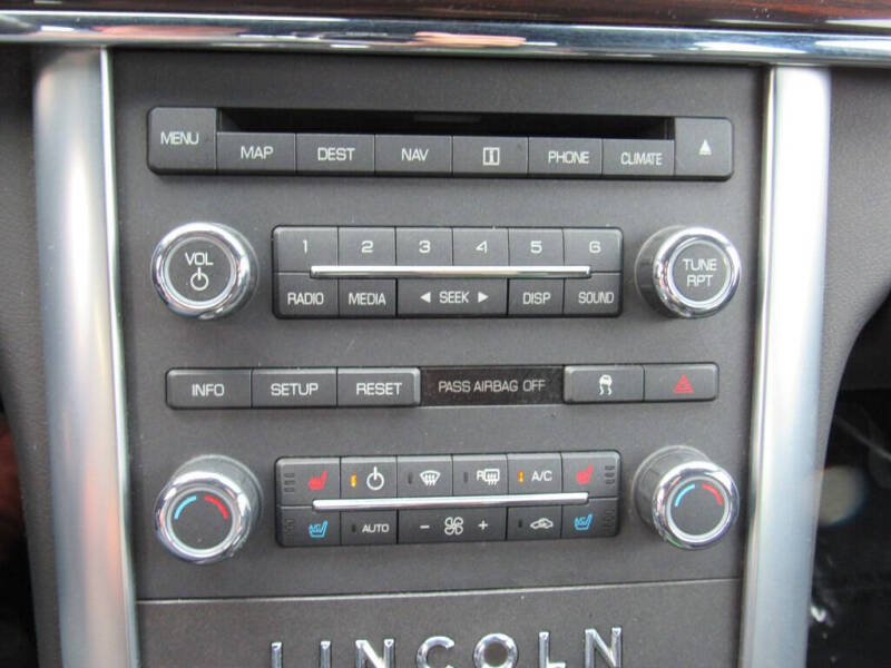 2010 Lincoln MKS