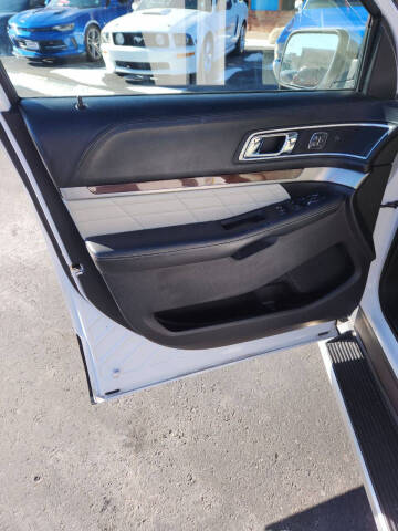 2016 Ford Explorer Platinum