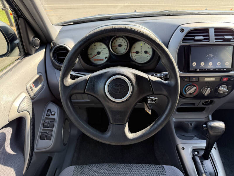 2003 Toyota RAV4
