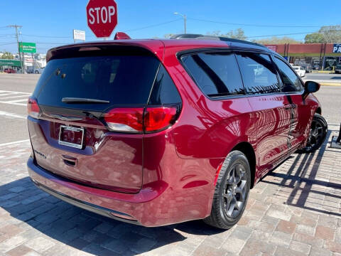 2018 Chrysler Pacifica Touring L