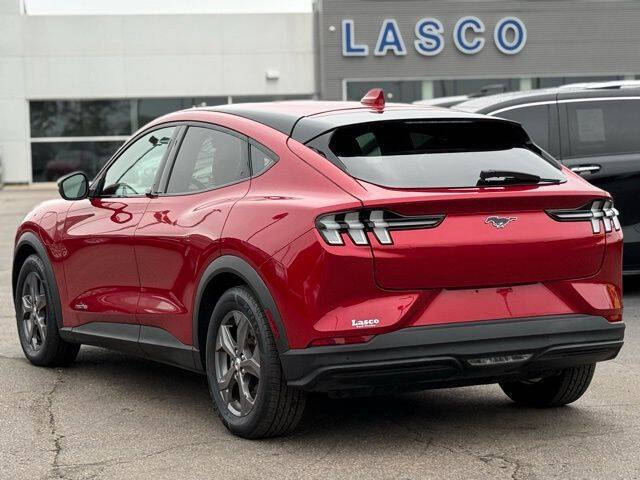 2021 Ford Mustang Mach-E Select