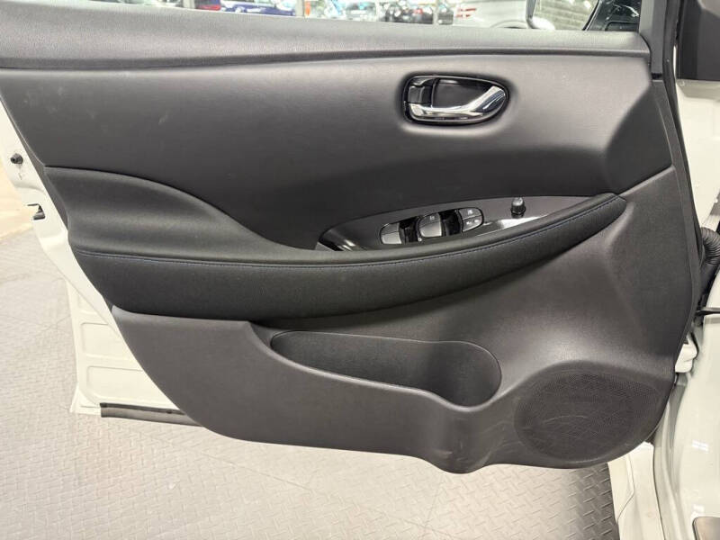 2024 Nissan LEAF SV PLUS