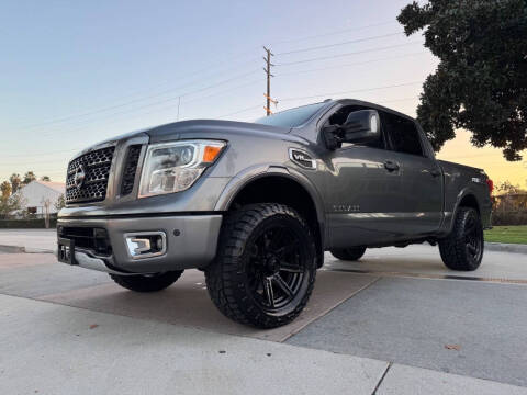 2017 Nissan Titan PRO-4X