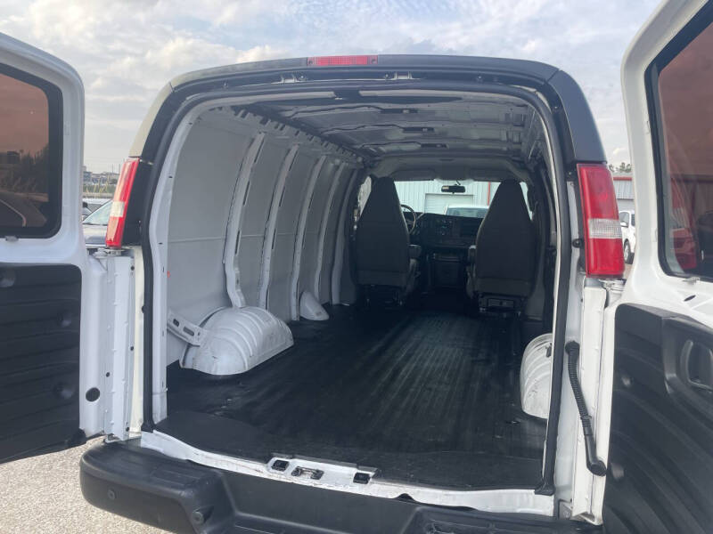 2020 GMC Savana 2500