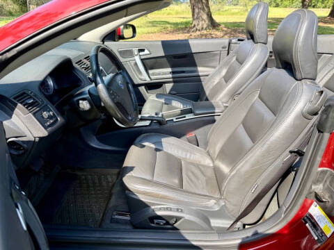 2011 Volvo C70 T5